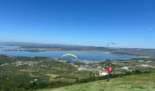 Nilüfer'de gökyüzü gençlerle renklendi