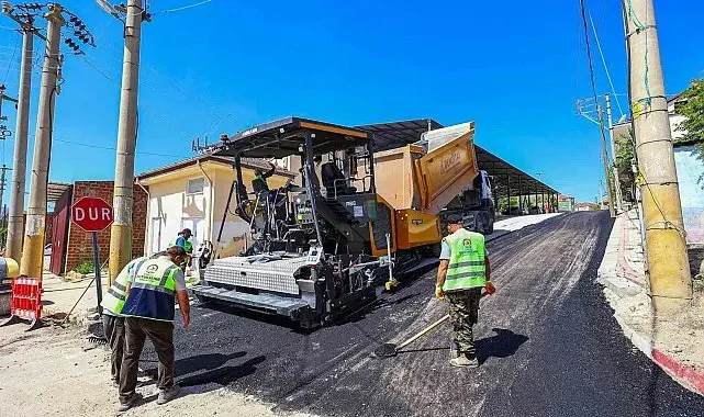 Denizli Büyükşehir Akkent Mahallesi'nde sıcak asfalt çalışmalarına başladı