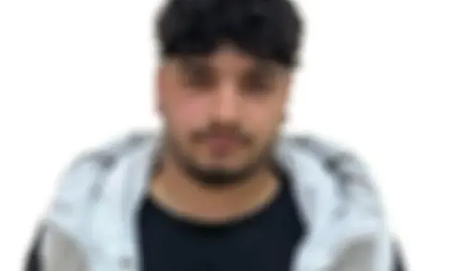 Otoyolda motosiklette silah ile seyir eden şahıs yakalandı: Silah oyuncak çıktı