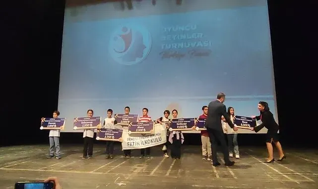 Denizli Fatih İlkokulu zeka oyunlarında tarih yazdı