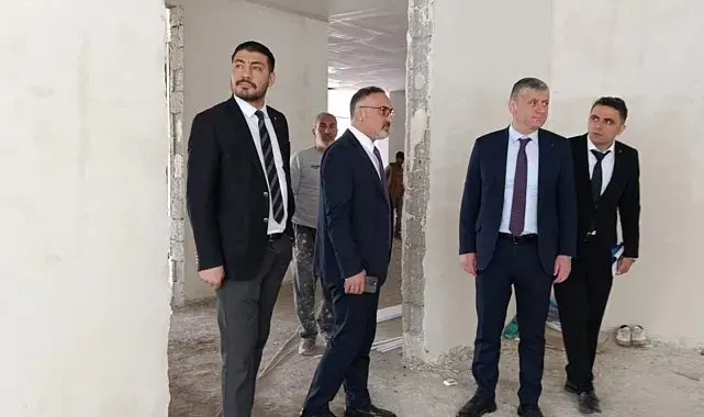 Kars'ta kütüphane yatırımları yerinde incelendi