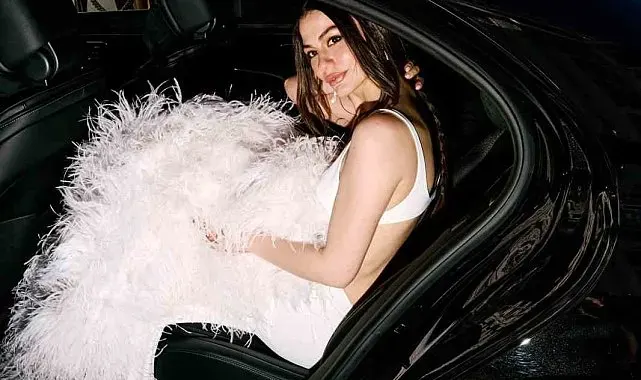 Demet Özdemir Cannes kırmızı halısında