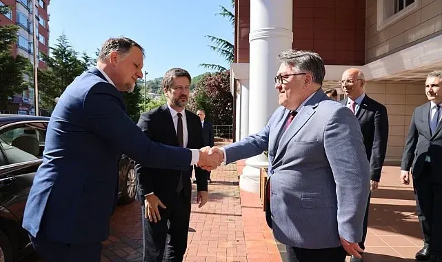 BEUN'da Türk-Macar dostluğunu güçlendiren anlamlı buluşma