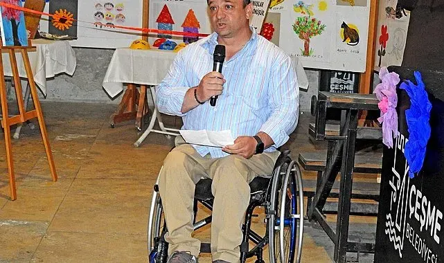 Çeşme'de tarihi kilisede özel bireyler için farkındalık etkinliği düzenlendi