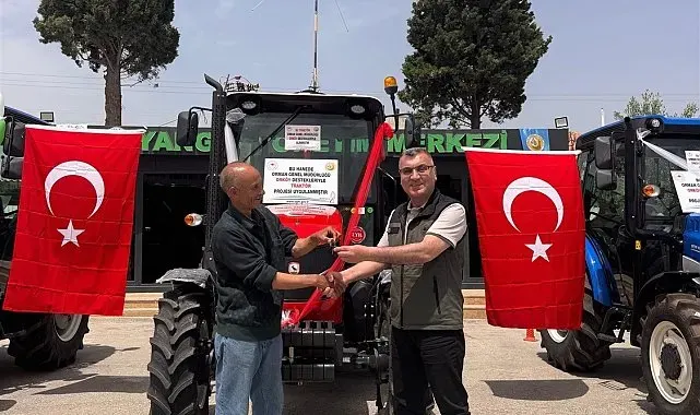 Mut'ta orman köylüsüne traktör desteği