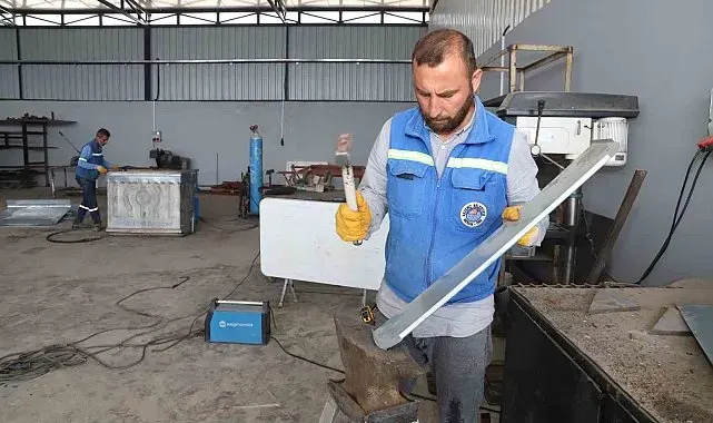 Akdeniz'de eski konteynerler yenilenerek hizmete kazandırılıyor