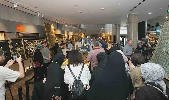 "Mukaddes Emanetler Sergisi" Osmangazi'de ziyaretçilerini ağırlıyor