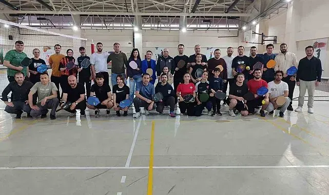 Dezenformasyona karşı pickleball