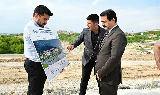Başkan Taşkın Çarşıbaşı Yenileme Alanı'nda incelemelerde bulundu