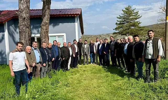 AK Parti heyeti hıdırellez etkinliklerinde vatandaşlarla buluştu