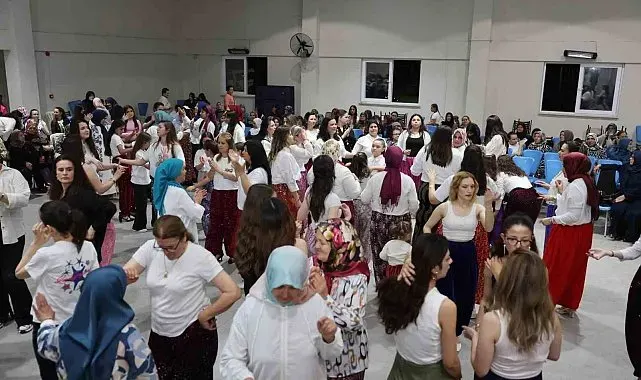 Hacıhaliller Mahallesi'nde şalvar gecesi coşkusu