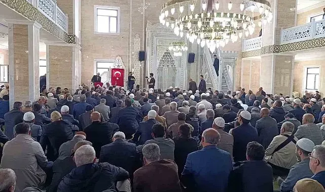Şeyh Muhammed Kazım Camii ve Külliyesi ibadete açıldı