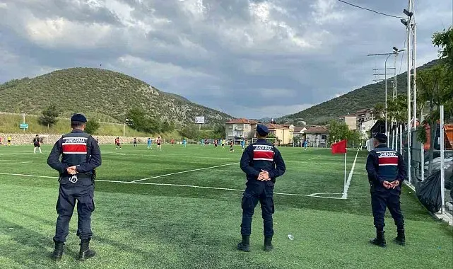 Vezirhanspor-1299 Bilecikspor maçında üst düzey güvenlik