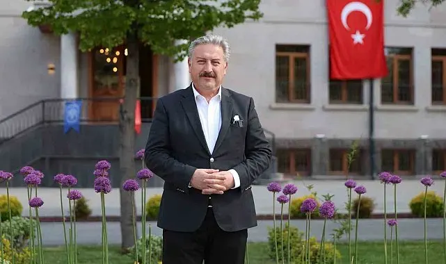 Başkan Palancıoğlu: "Annelerimiz kalplerimizin huzuru, güveli limanlarımız"