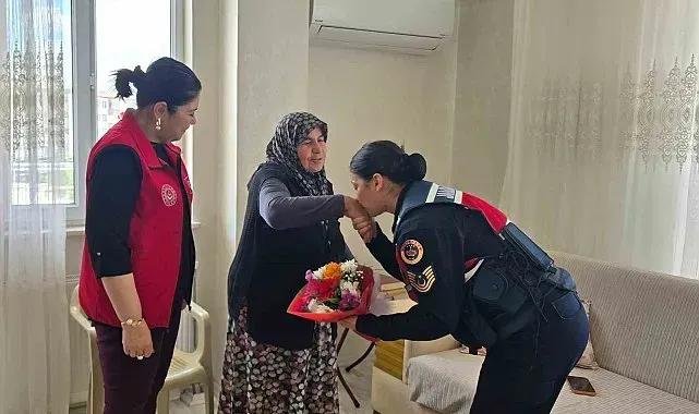 Jandarmadan şehit annelerine anneler gününde anlamlı ziyaret
