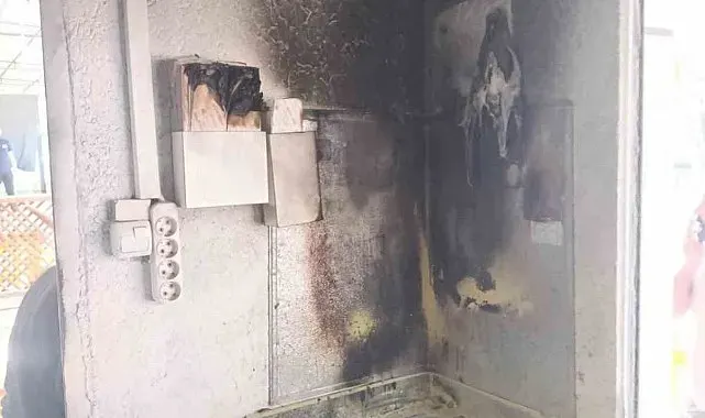 Dörtyol'da yanan iş yeri kullanılmaz hale geldi