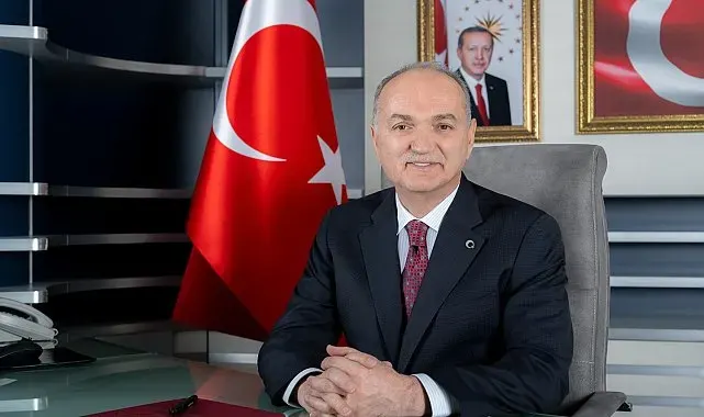 Başkan Özlü "Anne sevgisinin bu dünyada hiçbir karşılığı olamaz"