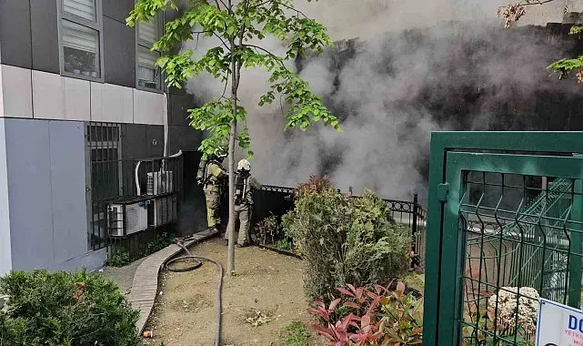 Kağıthane'de metruk binada başlayan yangın yanındaki binaya sirayet etti: 1 yaralı