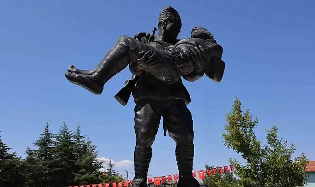 Çetmili Kara Ali Çavuş ile oğlu Mehmet Onbaşı şehadetlerinin 104. yılında anıldı