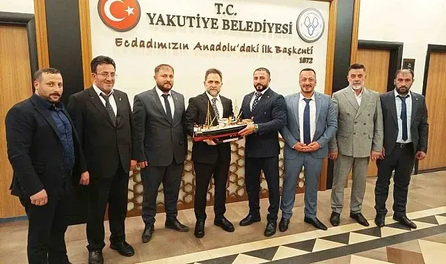Emre Akoğan'dan Başkan Uçar'a ziyaret; Oto sanayi esnafına taziye evi müjdesi