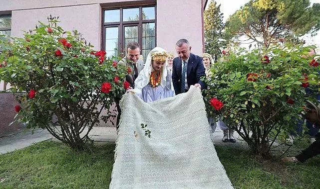 Hıdırellez ritüelleriyle bahar karşılandı