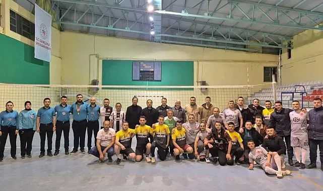 Bilecik'te voleybol turnuvası düzenlendi