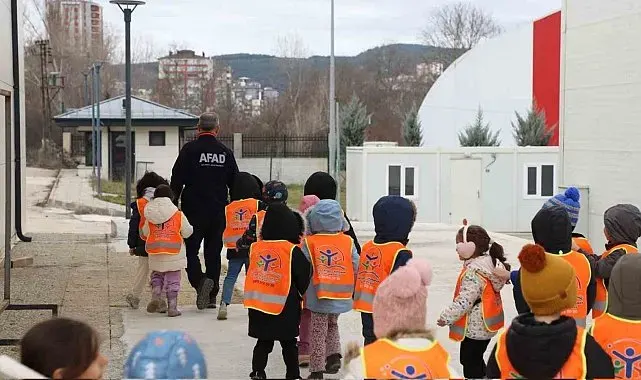 Kastamonu'da 4 ayda 8 bin 800 kişiye afet bilinci kazandırıldı
