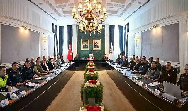 Vali Turan: "Okul çevrelerinde denetimler artırılacak"