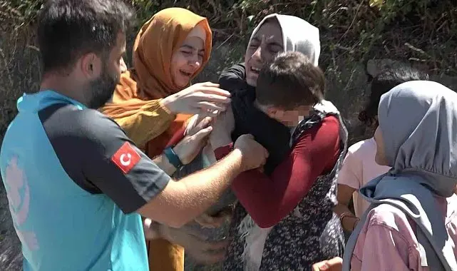Kaybolan çocuğuna kavuşan anne sevinçten bayıldı
