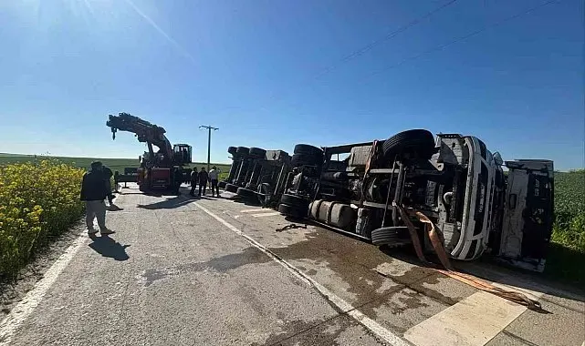 Tekirdağ'da tır devrildi: 1 yaralı