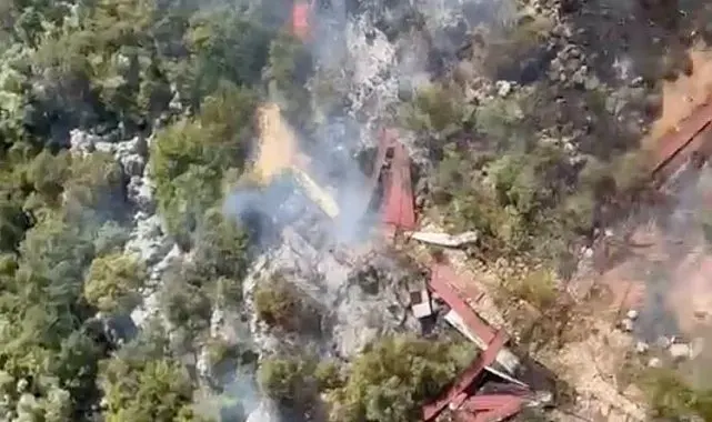 Antalya'da ormanlık alanda yangın