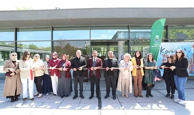 İnesmek yağlı boya kursiyerlerinin eserleri görücüye çıktı