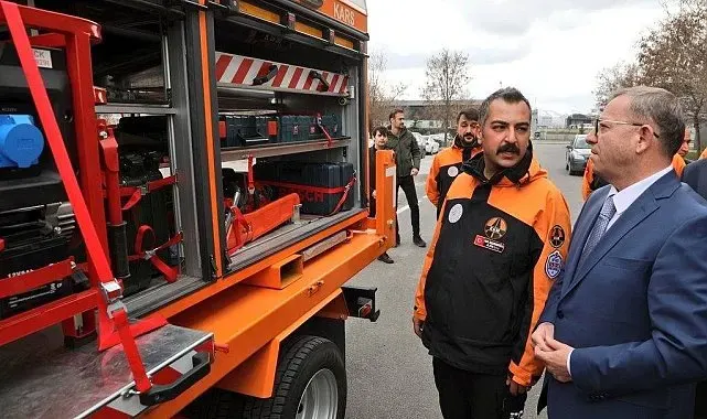 Kars'ta KARAKURT ekibine resmi arma: Afetlere hazır güç sahada