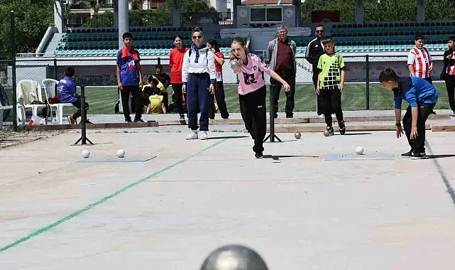 Manisa'da Okul Sporları Bocce Grup müsabakaları başladı