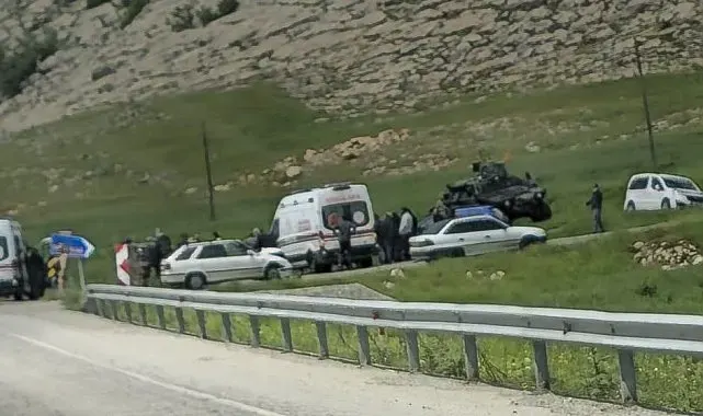 Diyarbakır'da mezuniyet kutlamasına giden öğrenciler kaza yaptı: 6 yaralı