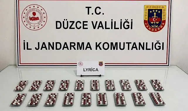 İl dışından Düzce'ye uyuşturucu sevkiyatına jandarma engeli
