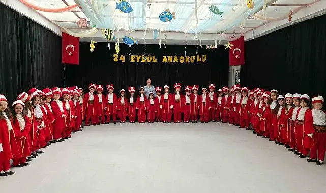 Minik ellerden dev gösteri