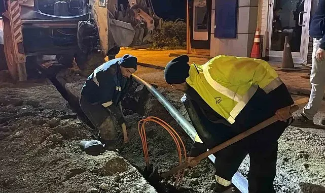 Karabük'te altyapı yenileme çalışmaları geceleri devam ediyor