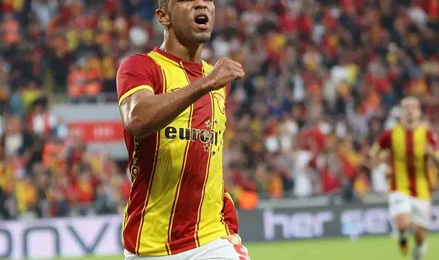 Göztepe'de Juan'ın yükselişi sürüyor