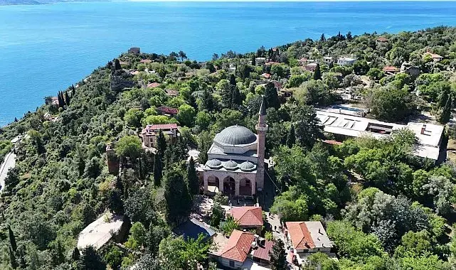Alanya Kalesi'ndeki 800 yıllık miras turist akınına uğruyor