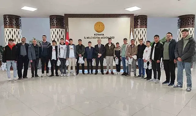 Müdür Yılmaz, Bitlisli öğrencileri ağırladı