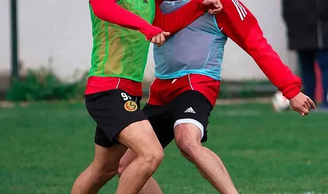 Eskişehirspor, Ayvalıkgücü Belediyespor maçı için hazırlanıyor