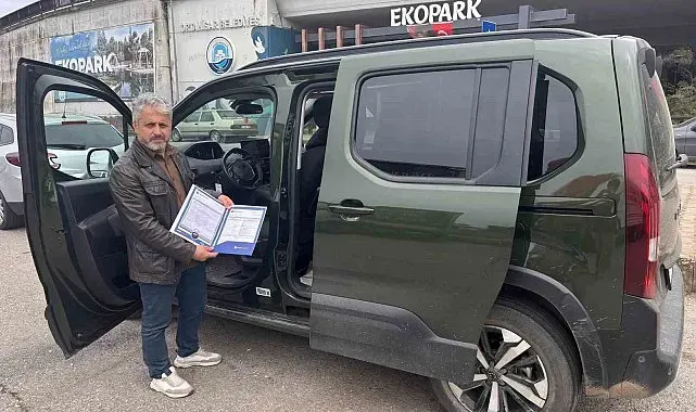 Sıfır aldığı aracı ekspertizde boyalı çıktı, yetkili servis iki farklı rapor verdi