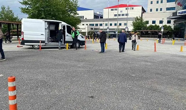 PAÜ Hastanesi girişinde unutulan şüpheli çanta paniğine neden oldu