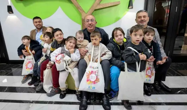 DOSD Meram'ın özel çocuklarıyla Şivlilik toplayan Başkan Kavuş hastanedeki çocukları da unutmadı