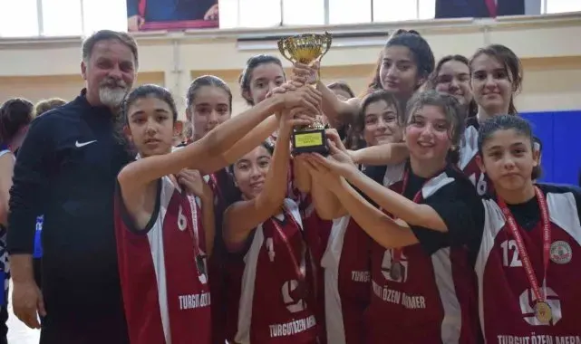 Bilecik'te Yıldız Kızlar Basketbol Müsabakaları tamamlandı