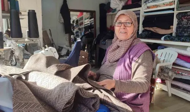 5 çocuklu kadın konteynerde terzilik yapıyor