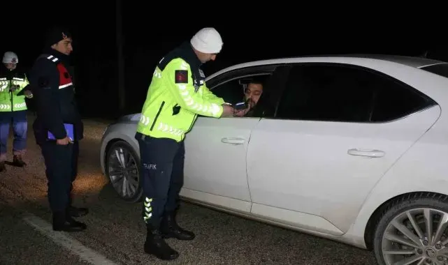 Bolu'da jandarma ekiplerinden sıkı denetim