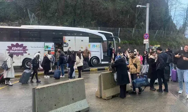 Sarp Sınır Kapısı'nda yılbaşı yoğunluğu
