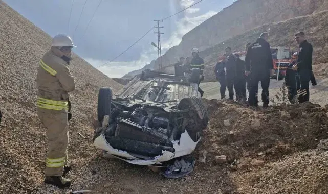 Mardin'de takla atan otomobilin sürücüsü yaralandı
